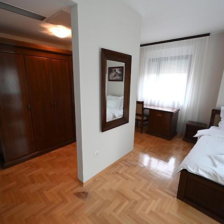 Hotel "Jkc Banja Luka" מראה חיצוני תמונה