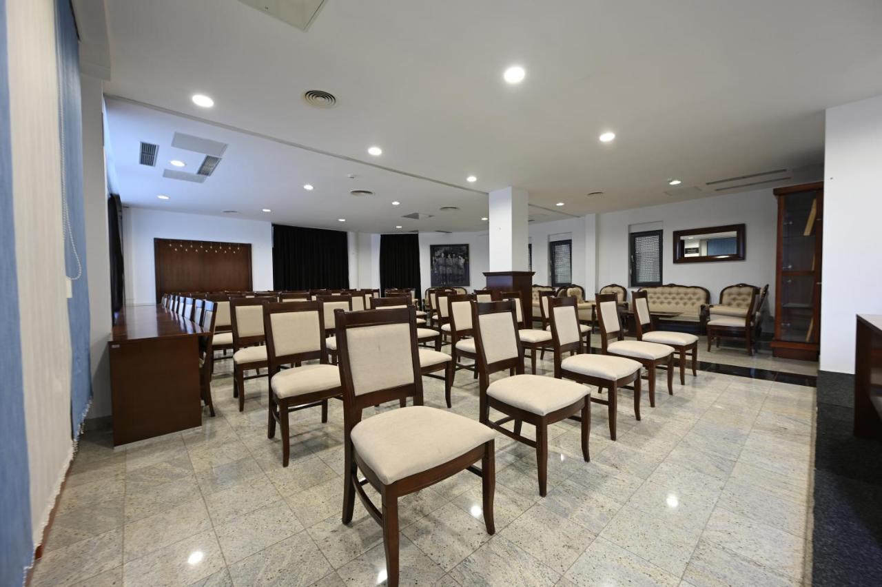Hotel "Jkc Banja Luka" מראה חיצוני תמונה