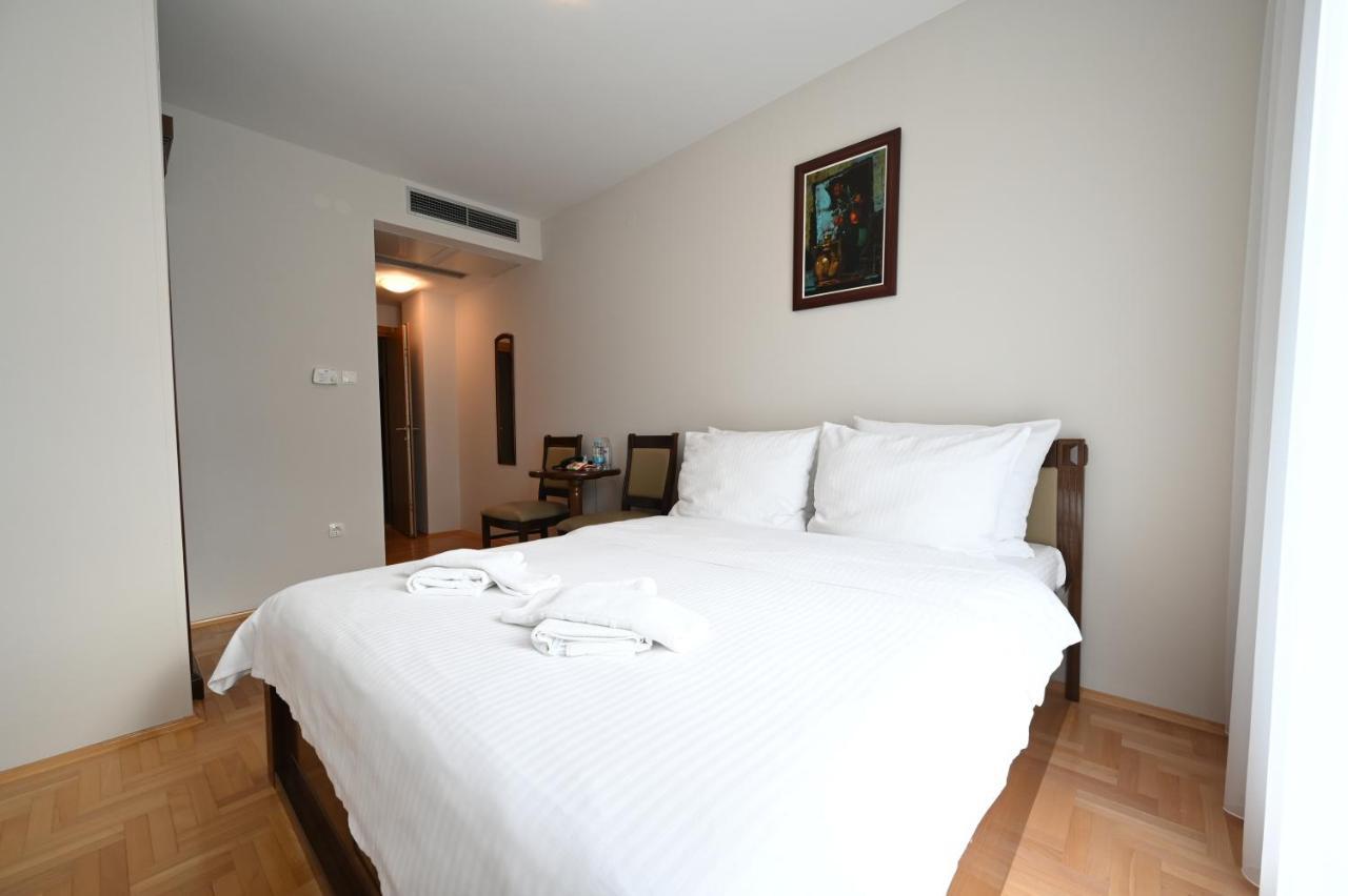 Hotel "Jkc Banja Luka" מראה חיצוני תמונה