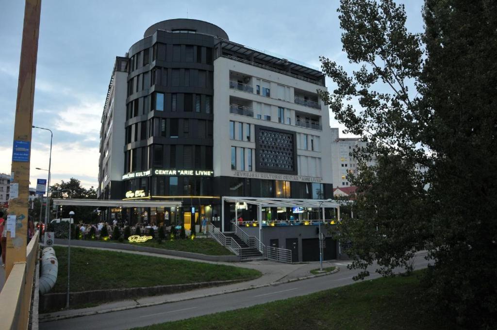 Hotel "Jkc Banja Luka" מראה חיצוני תמונה