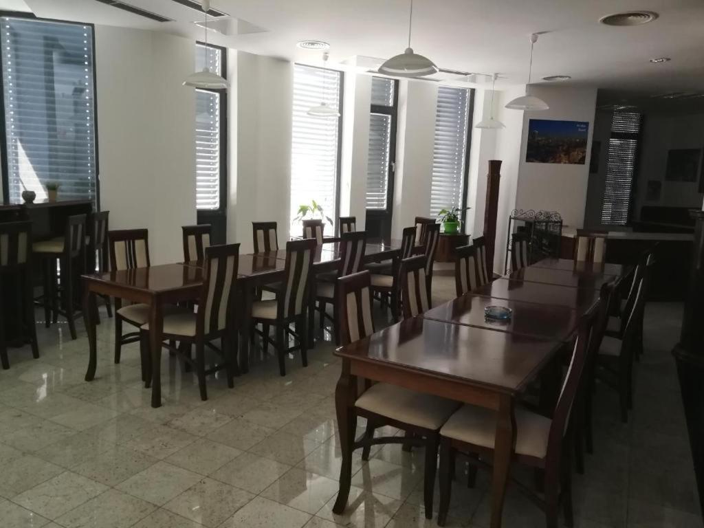 Hotel "Jkc Banja Luka" מראה חיצוני תמונה